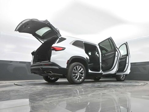 New 2026 Buick Enclave Preferred w/ Power Package image 31