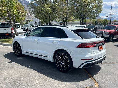 Used 2021 Audi Q8 Prestige w/ Prestige Package AWD/4WD image 13