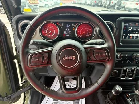 Used 2022 Jeep Wrangler Unlimited Sport AWD/4WD image 15