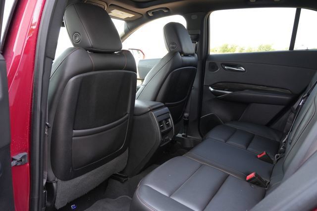 Used 2019 Cadillac XT4 Sport w/ Cold Weather Package FWD image 22