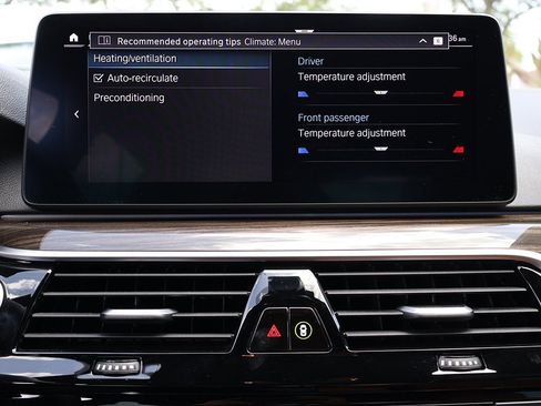 Used 2023 BMW 530e w/ Premium Package image 54