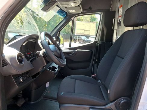 New 2026 Mercedes-Benz Sprinter 2500 image 7