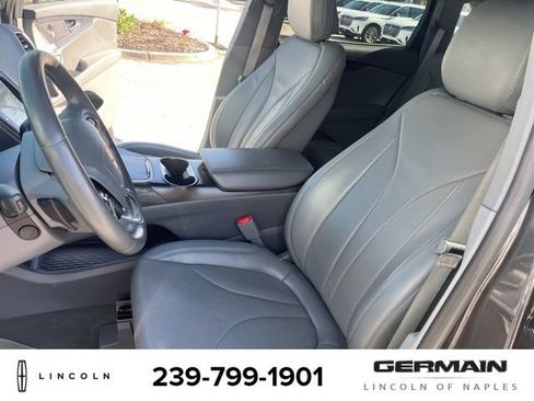 Used 2020 Lincoln Nautilus Reserve w/ Cargo Utility Package AWD/4WD image 10
