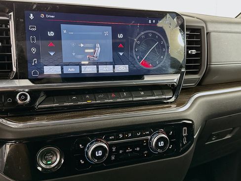 Used 2023 GMC Sierra 1500 Elevation image 24