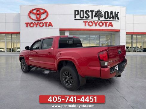 Used 2023 Toyota Tacoma SR5 w/ Technology Package AWD/4WD image 6