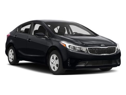 Used 2017 Kia Forte LX FWD image 9