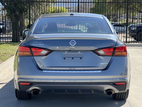 Certified 2021 Nissan Altima 2.0 SR image 5