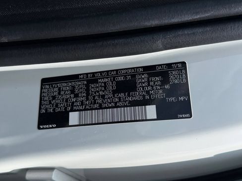 Used 2019 Volvo XC60 T5 Momentum w/ Multimedia Package AWD/4WD image 30