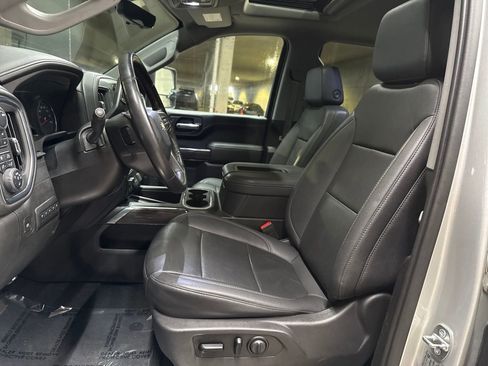 Used 2021 Chevrolet Silverado 3500 LTZ w/ LTZ Premium Package image 11