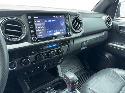 Used 2021 Toyota Tacoma TRD Sport image 24