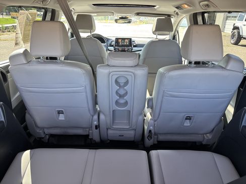 Used 2022 Honda Odyssey EX-L image 11