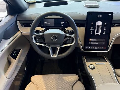 New 2026 Volvo EX90 Plus RWD image 16