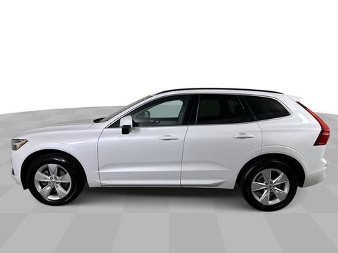 Used 2022 Volvo XC60 B5 Momentum AWD/4WD image 5