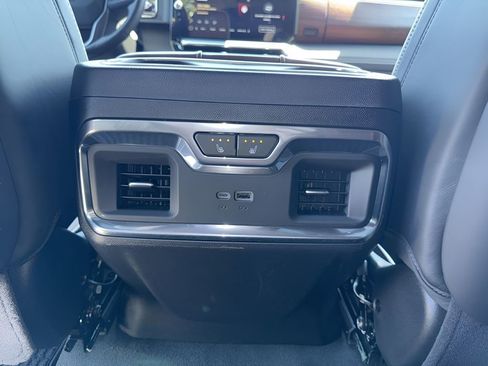 Used 2025 GMC Sierra 1500 Denali Ultimate AWD/4WD image 14
