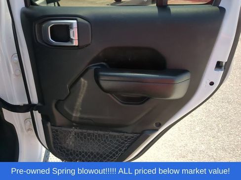 Used 2018 Jeep Wrangler Unlimited Sport S AWD/4WD image 38