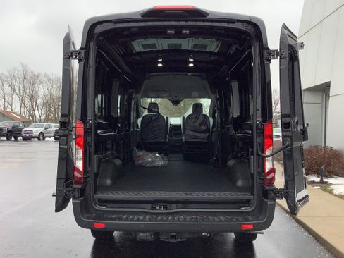 New 2026 Ford Transit 250 148 Medium Roof w/ Exterior Upgrade Package RWD image 13