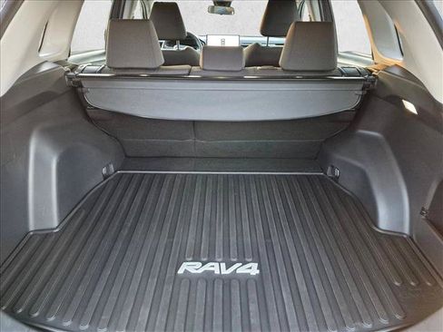 Used 2023 Toyota RAV4 XLE FWD image 6