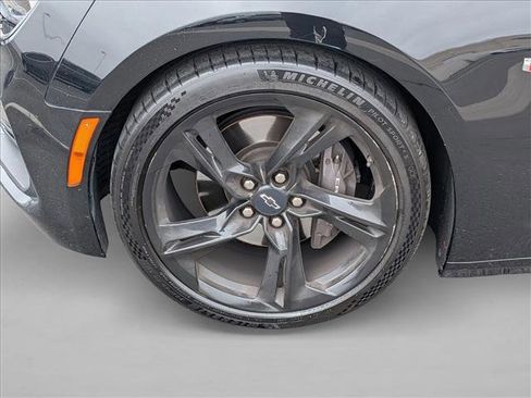 Used 2020 Chevrolet Camaro SS RWD image 14