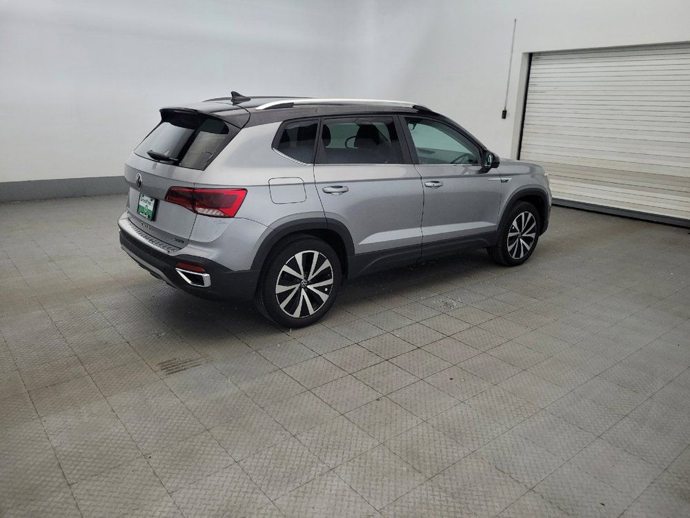 Used 2023 Volkswagen Taos SE AWD/4WD image 10