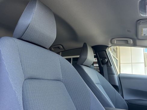 Certified 2024 Toyota Prius LE FWD image 16