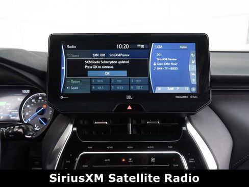 Used 2022 Toyota Venza Limited image 30