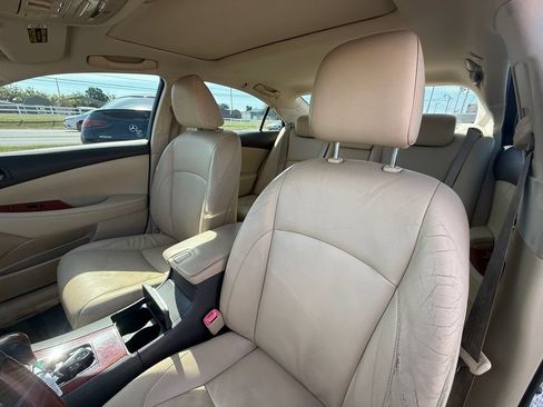 Used 2007 Lexus ES 350 w/ Premium Pkg FWD image 12