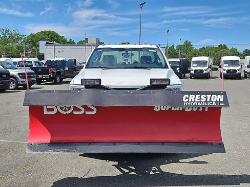 New 2026 Ford F250 XL w/ FX4 Off-Road Package AWD/4WD image 2