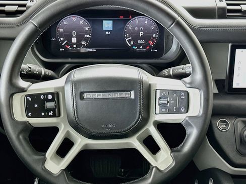 Used 2024 Land Rover Defender 110 X-Dynamic SE AWD/4WD image 19