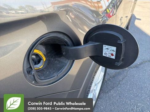 Used 2016 Ford Explorer Limited w/ Equipment Group 301A AWD/4WD image 10