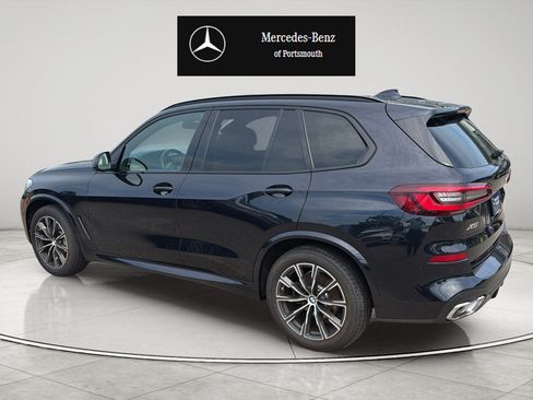 Used 2021 BMW X5 xDrive40i w/ M Sport Package AWD/4WD image 3