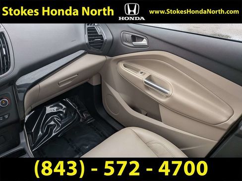 Used 2019 Ford Escape Titanium FWD image 21