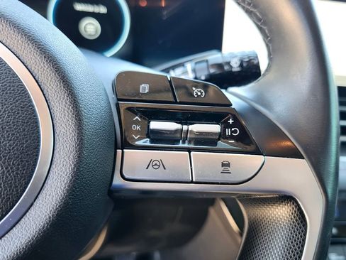 Used 2023 Hyundai Elantra SEL w/ Convenience Package image 23