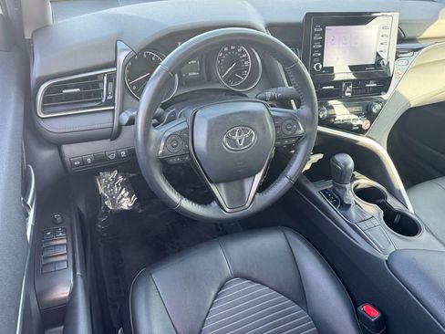 Used 2024 Toyota Camry SE image 20
