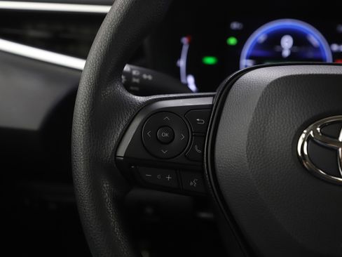 Used 2026 Toyota Corolla LE image 25