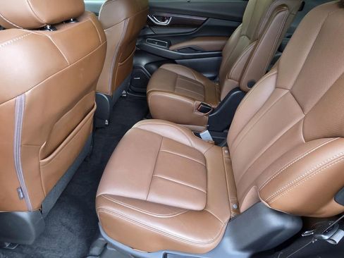 Used 2023 Subaru Ascent Touring AWD/4WD image 11