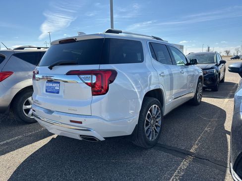 Used 2023 GMC Acadia Denali w/ Denali Ultimate Package image 3