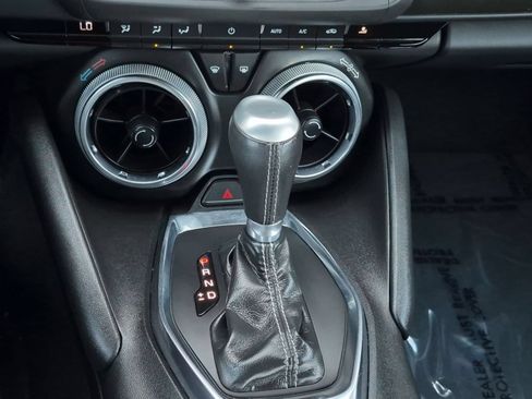 Used 2023 Chevrolet Camaro LT w/ Technology Package RWD image 20
