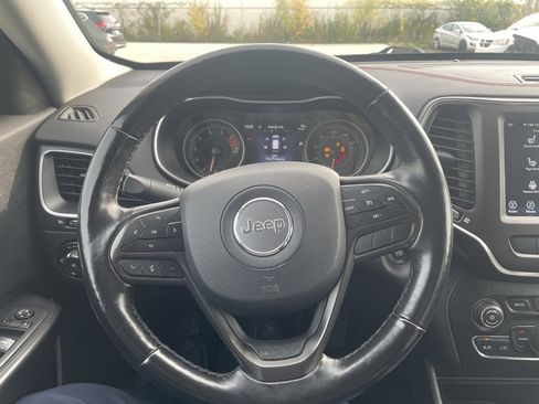 Used 2021 Jeep Cherokee Trailhawk w/ Trailer Tow Group image 28