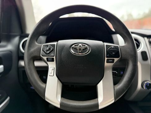 Used 2014 Toyota Tundra SR5 w/ SR5 Upgrade Package image 27