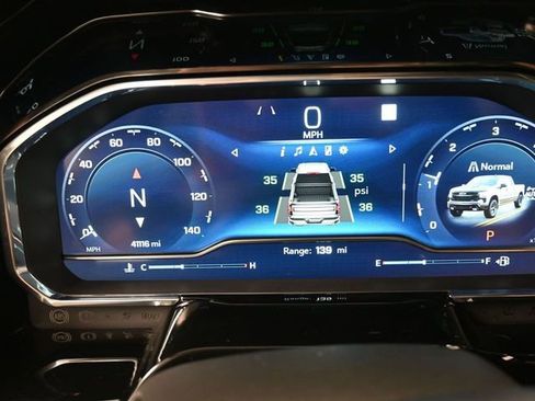 Used 2023 Chevrolet Silverado 1500 LT Trail Boss w/ Protection Package image 9