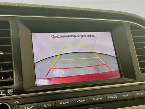 Used 2018 Hyundai Elantra SEL FWD image 13