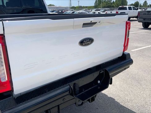 Used 2024 Ford F250 Lariat w/ Chrome Package AWD/4WD image 31