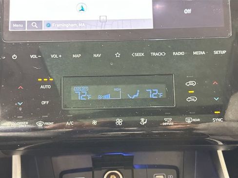 Used 2022 Hyundai Tucson Limited AWD/4WD image 15