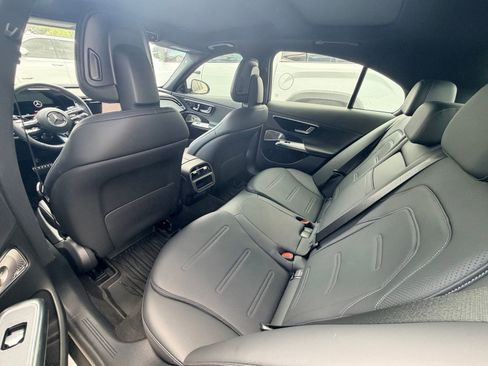 Used 2025 Mercedes-Benz E 53 AMG e 4MATIC Sedan image 3