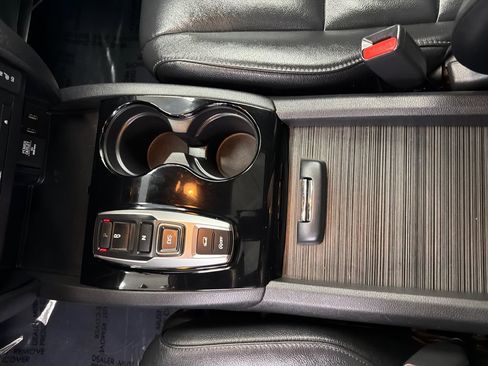 Used 2016 Honda Pilot Touring image 34