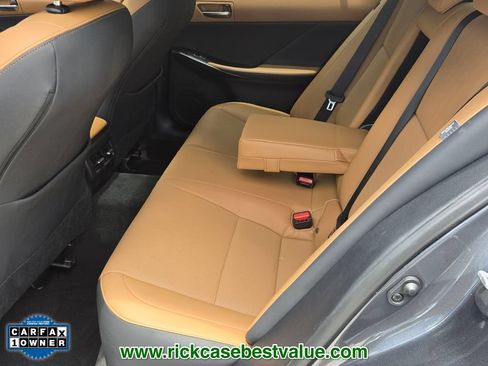 Used 2025 Lexus IS 300 w/ Premium Package RWD image 11