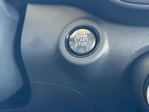New 2026 Hyundai Venue SEL FWD image 21