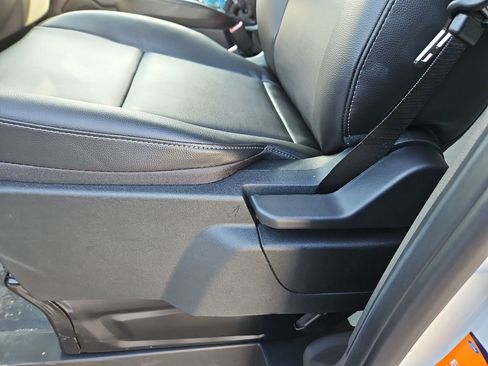 New 2026 Ford Transit 250 148 Medium Roof image 23