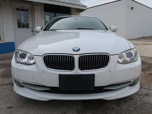 Used 2011 BMW 328i Coupe w/ Premium Pkg image 9
