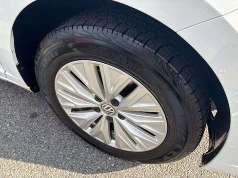 Used 2020 Volkswagen Jetta S w/ Driver Assistance Package image 22